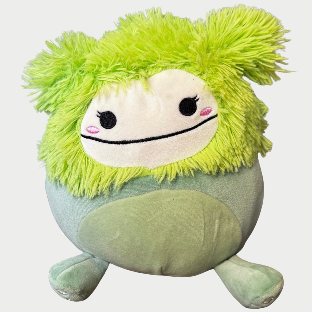 Squishmallows Bren the Bigfoot 8” 💜 BOGO